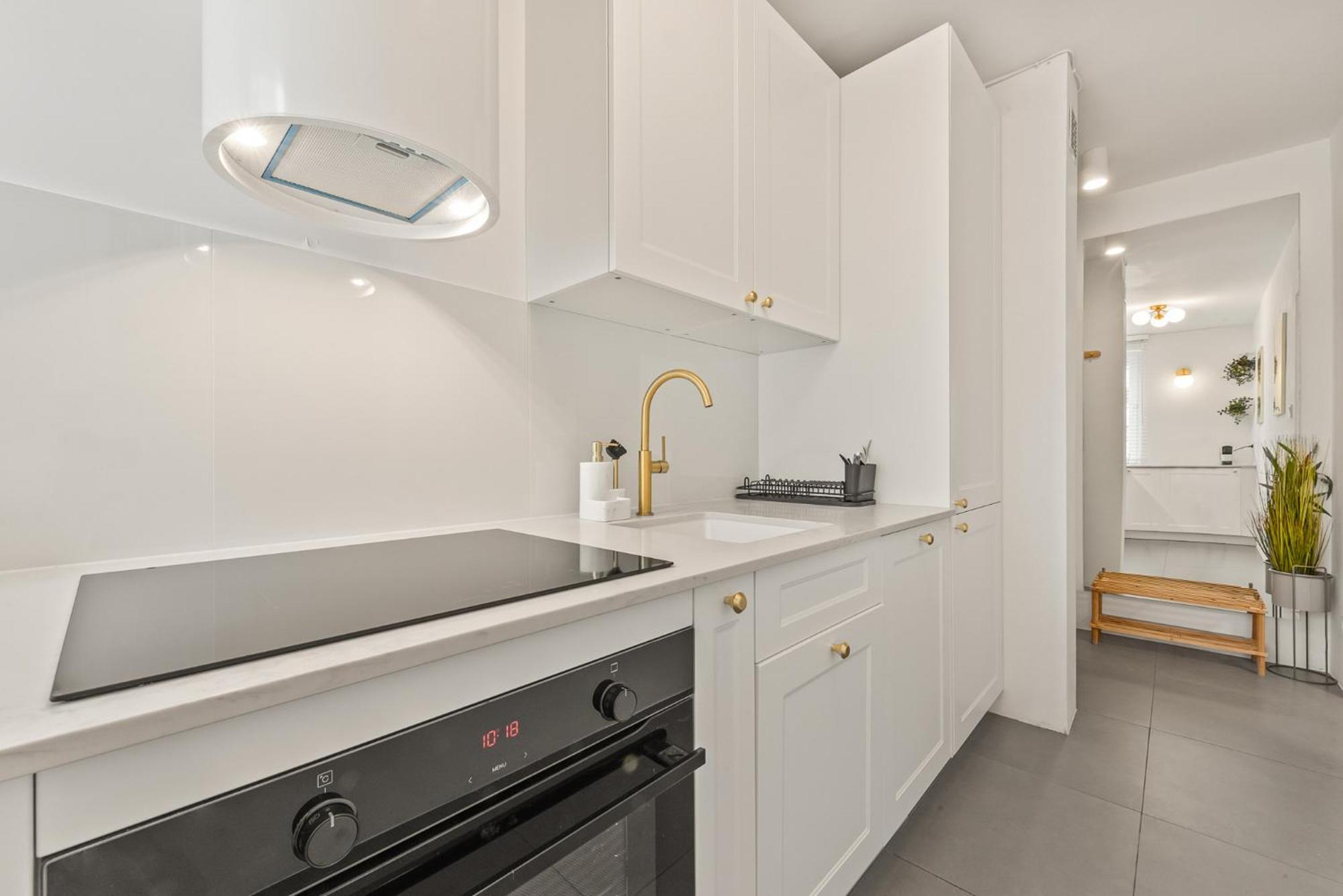 Rentplanet - Apartamenty Przy Palacu Kultury I Nauki ワルシャワ エクステリア 写真